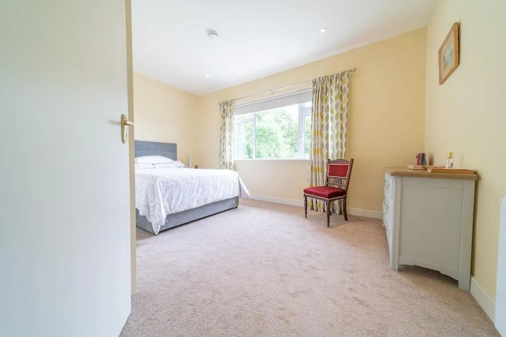 2 Bed Waterfront Property - Close To Courtmacsherry Cork