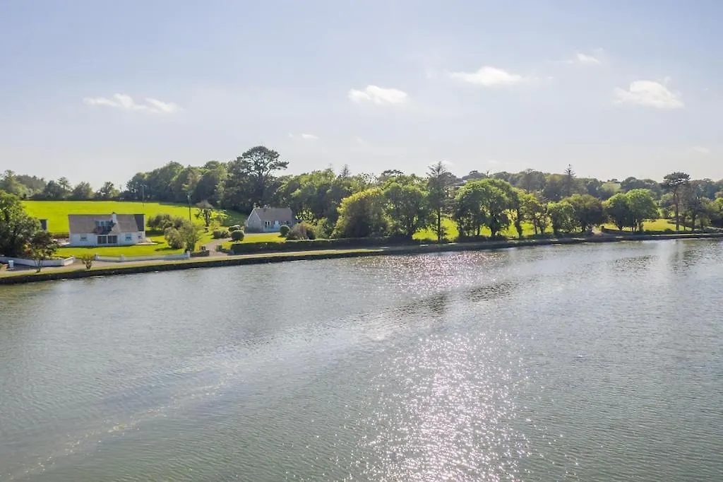 Holiday home 2 Bed Waterfront Property - Close To Courtmacsherry Cork
